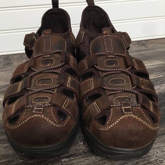 Skechers Shape-ups - Picture 3 of 7